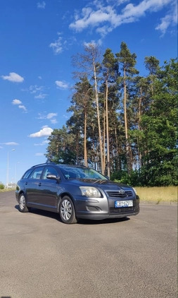 Toyota Avensis cena 10000 przebieg: 259000, rok produkcji 2006 z Bydgoszcz małe 121